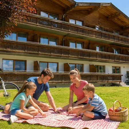 First Mountain Zillertal ホテル Aschau Im Zillertal