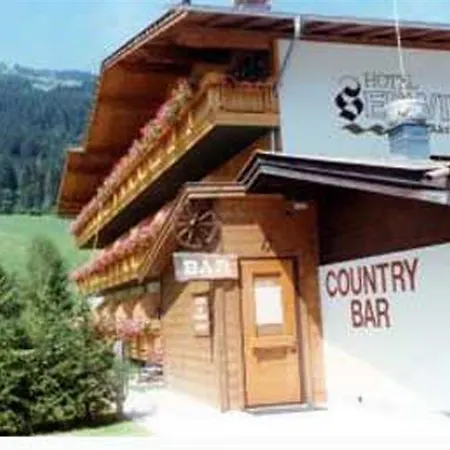 酒店 First Mountain Zillertal Aschau Im Zillertal