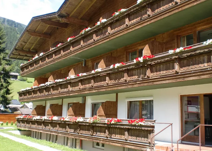 First Mountain Zillertal 3*